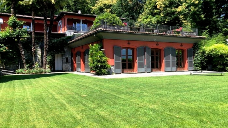 Porza Switzerland Villa by VESA